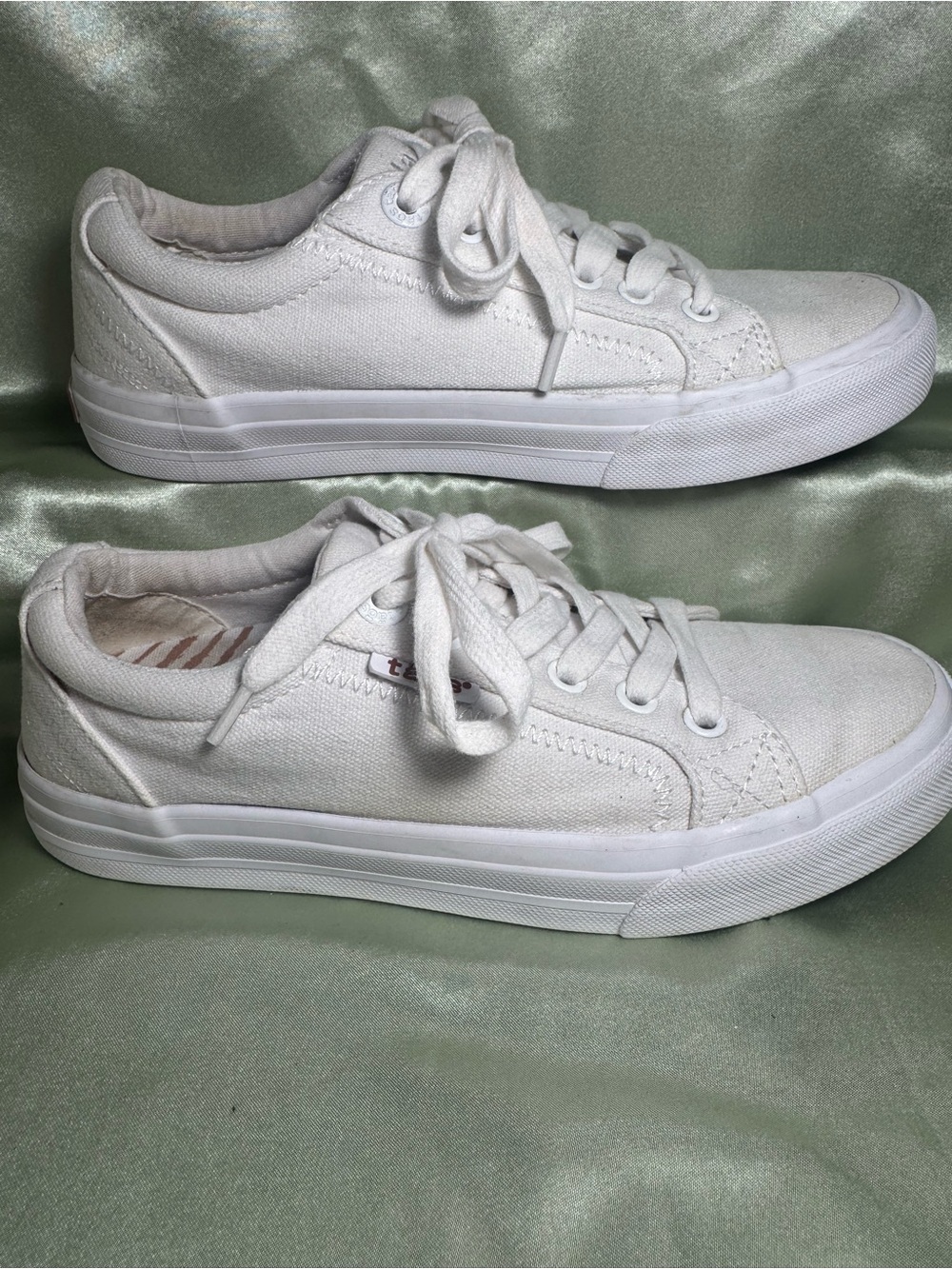 Taos Plim Soul White Canvas Comfort Orthotic Sneakers Women’s Size 6